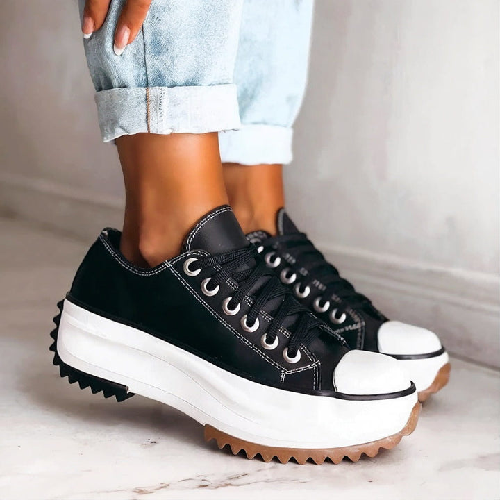 Lisa | Pain Relieving Sneakers