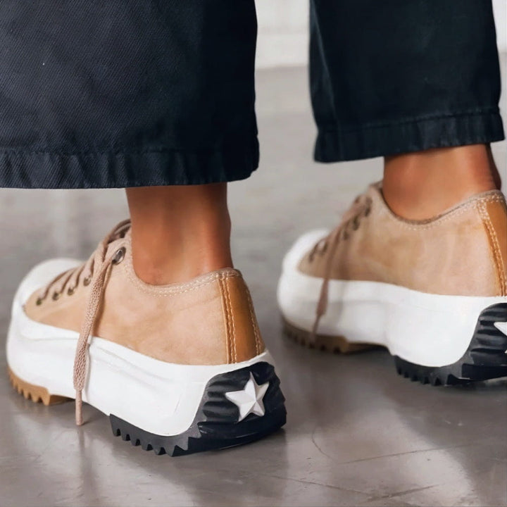 Lisa | Pain Relieving Sneakers