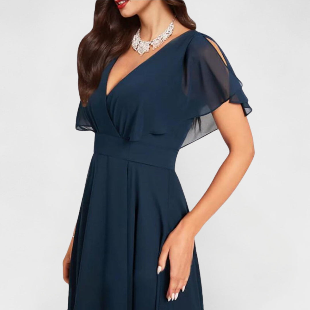 Juneth | Flowing V-Neck Maxi Dress