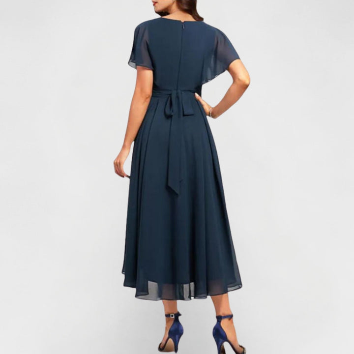 Juneth | Flowing V-Neck Maxi Dress