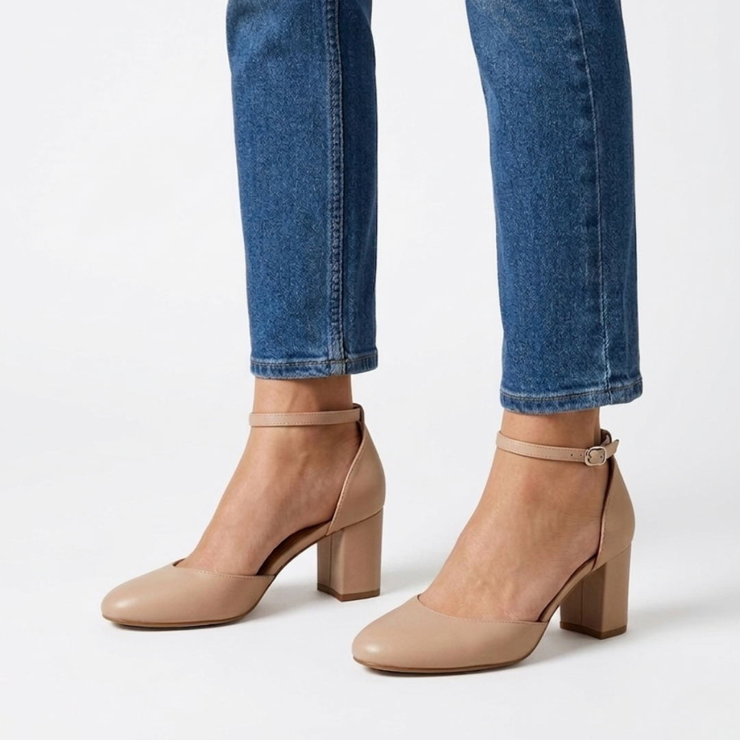 Alaya - Comfortable Women's Décolleté