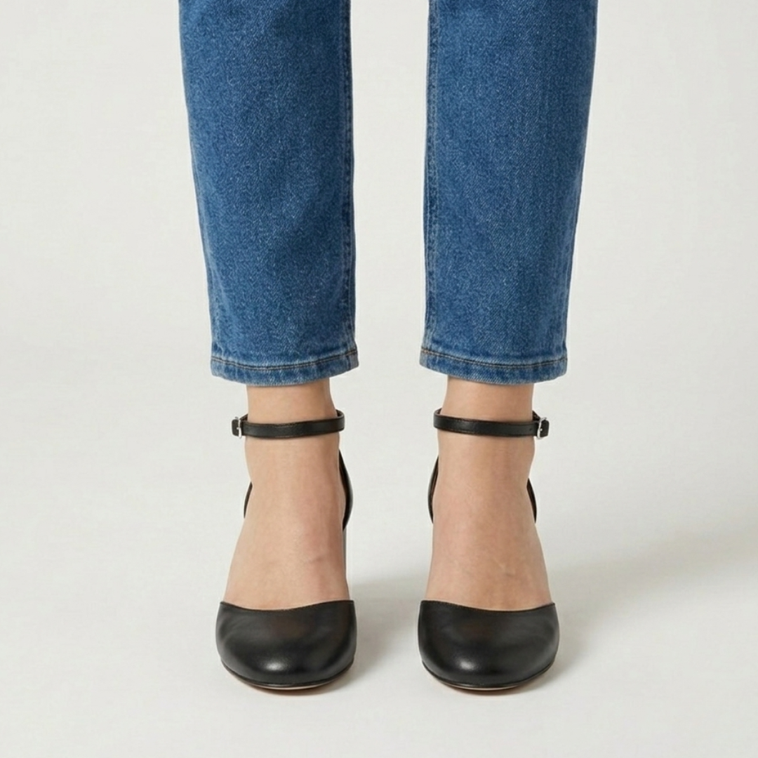 Alaya - Comfortable Women's Décolleté