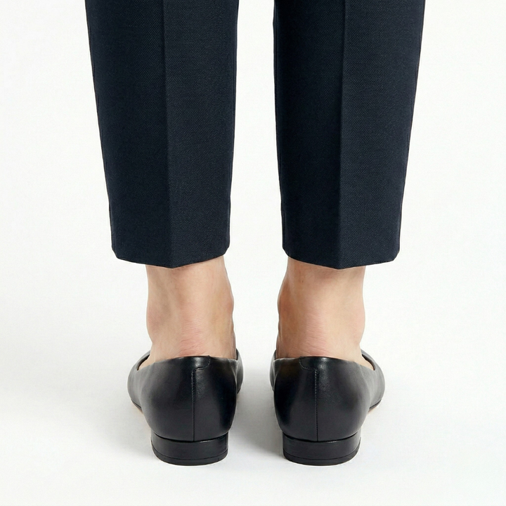 Diva - Comfortable Décolleté for Women
