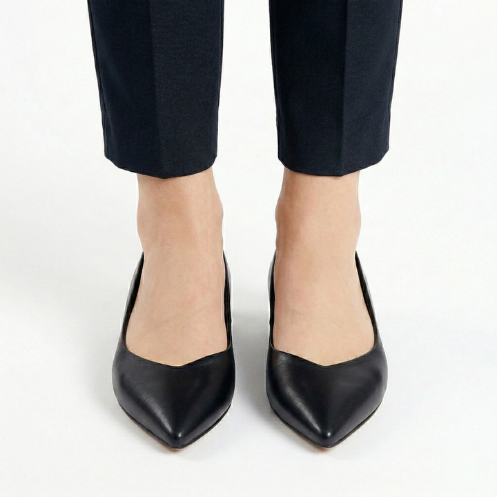 Diva - Comfortable Décolleté for Women