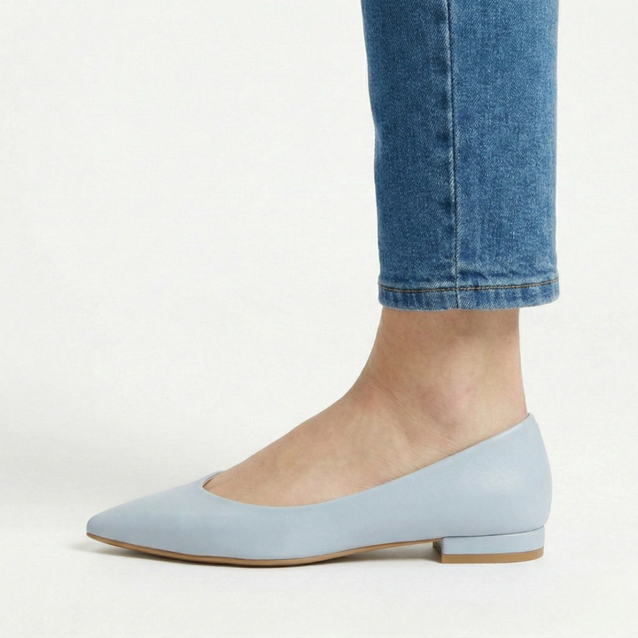 Diva - Comfortable Décolleté for Women