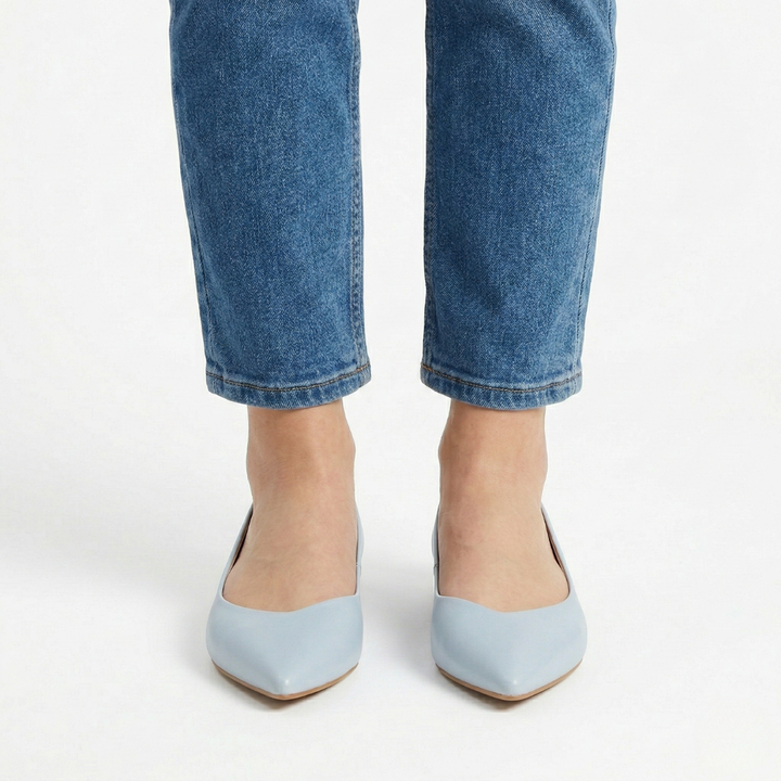 Diva - Comfortable Décolleté for Women