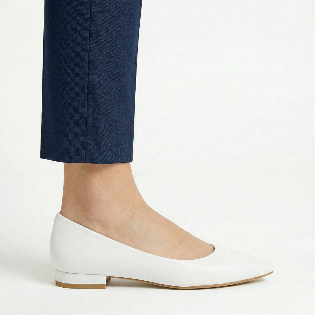 Diva - Comfortable Décolleté for Women