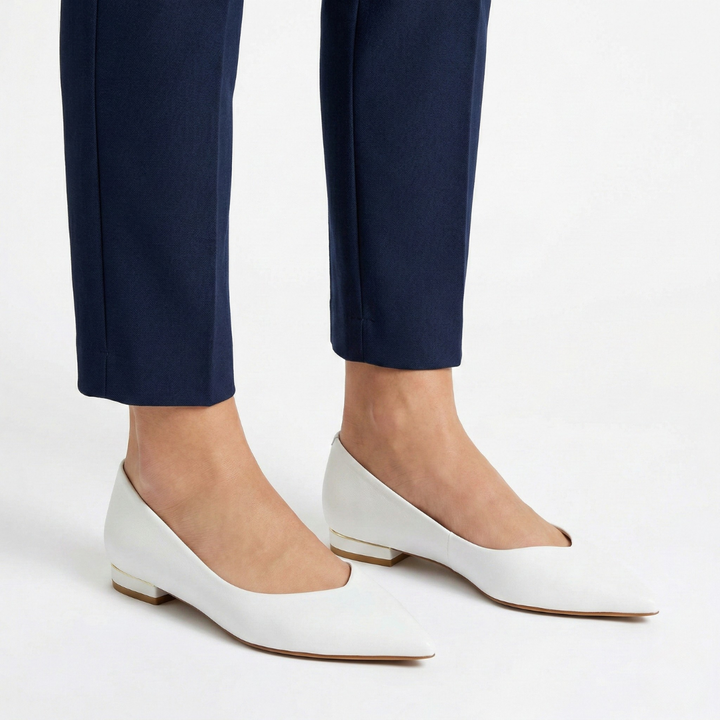 Diva - Comfortable Décolleté for Women