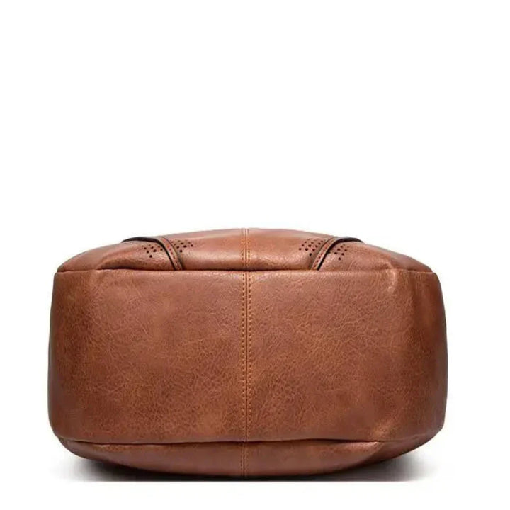 Jack Faelan | Minerva’s Classic Versatility Vintage Bag