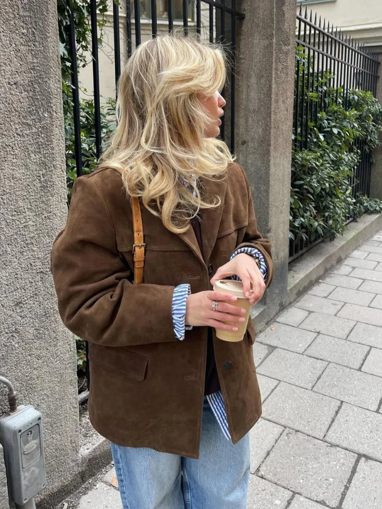 Elizabeth™ | Flap Pocket High Street Brown Jacket