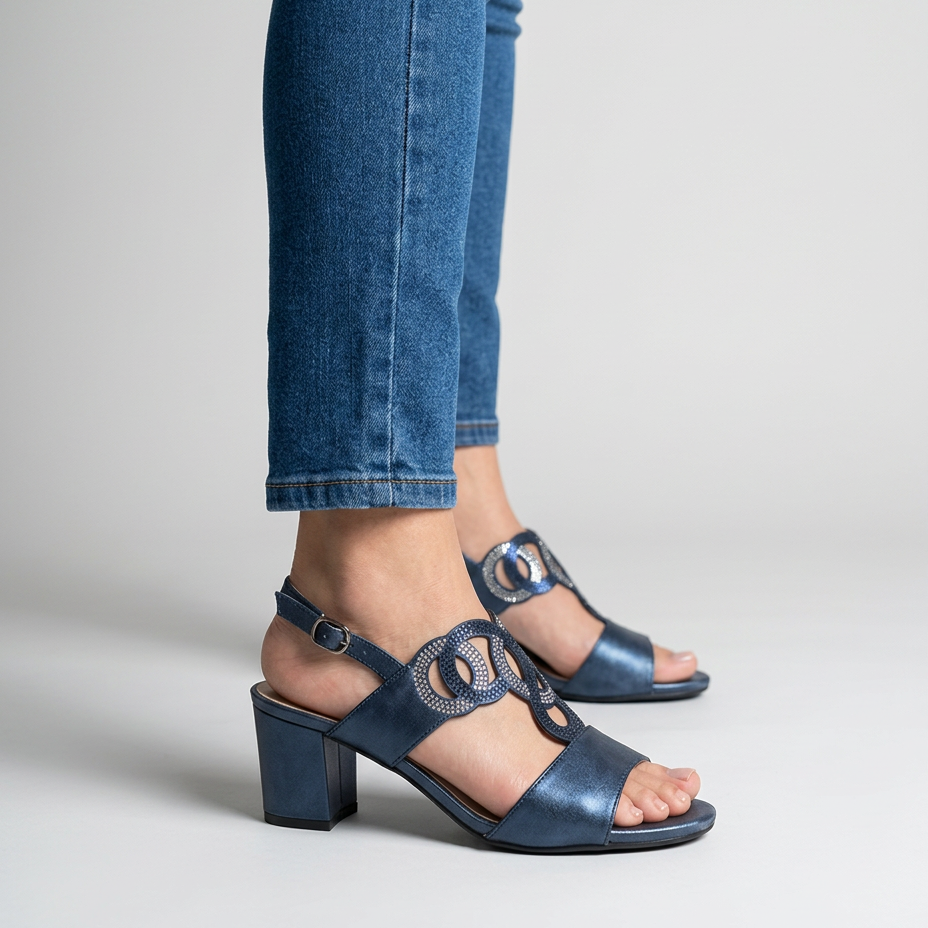 Gea - Comfortable women's sandal with heel