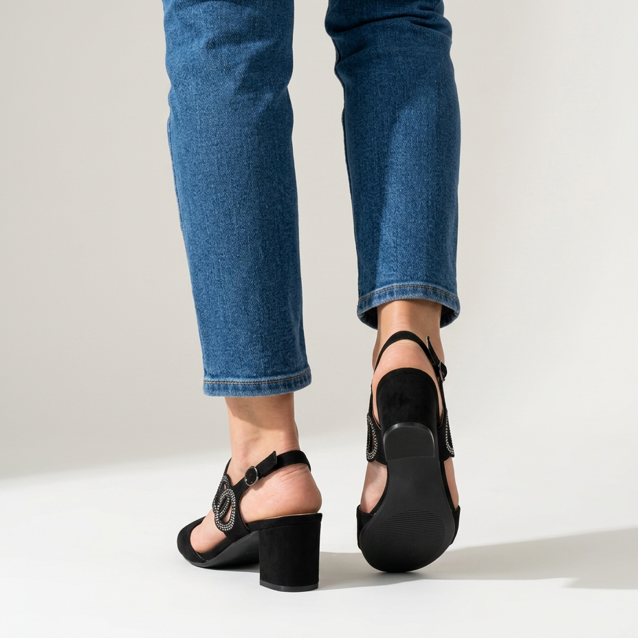 Gea - Comfortable women's sandal with heel