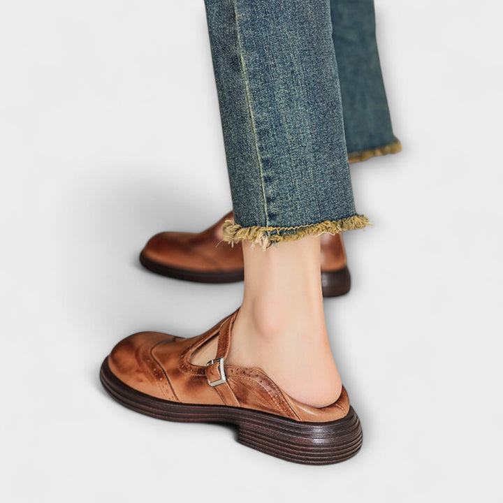 Amari | Classic T-strap leather shoes