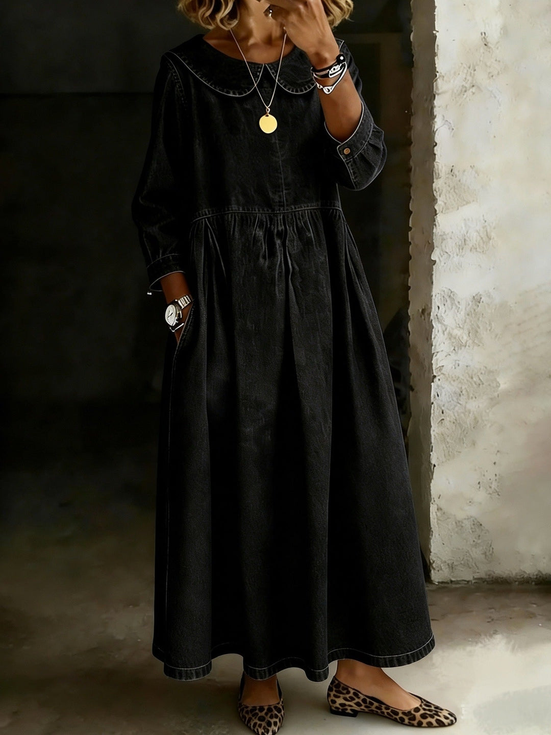 Melissa | Denim dress with long sleeves and round neck