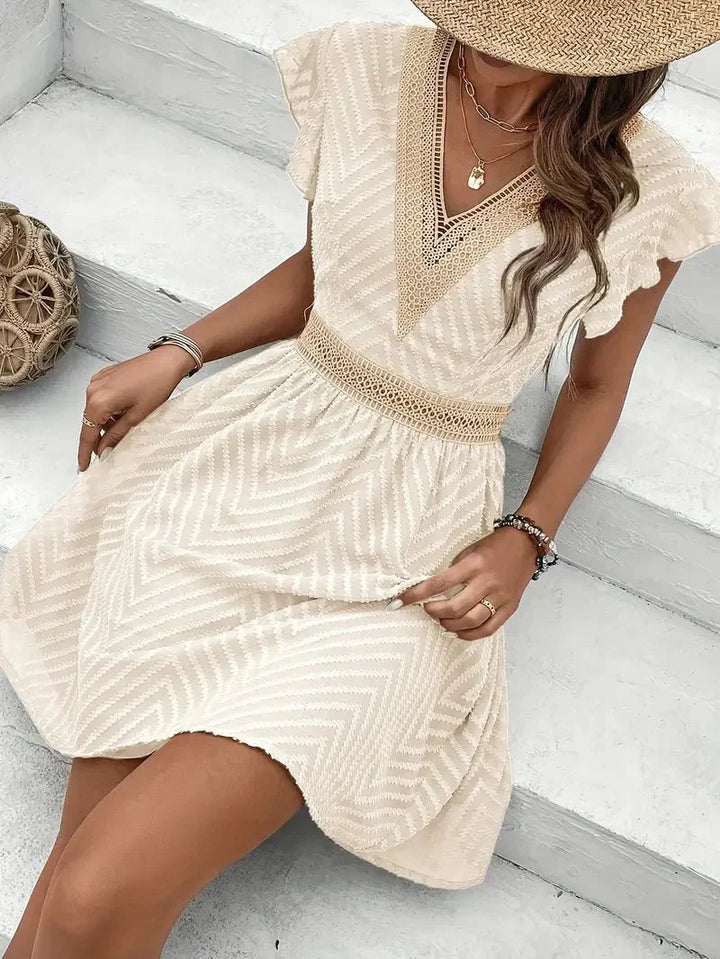 Sheila | Elegant & Comfortable Dress with Sweetheart Neckline